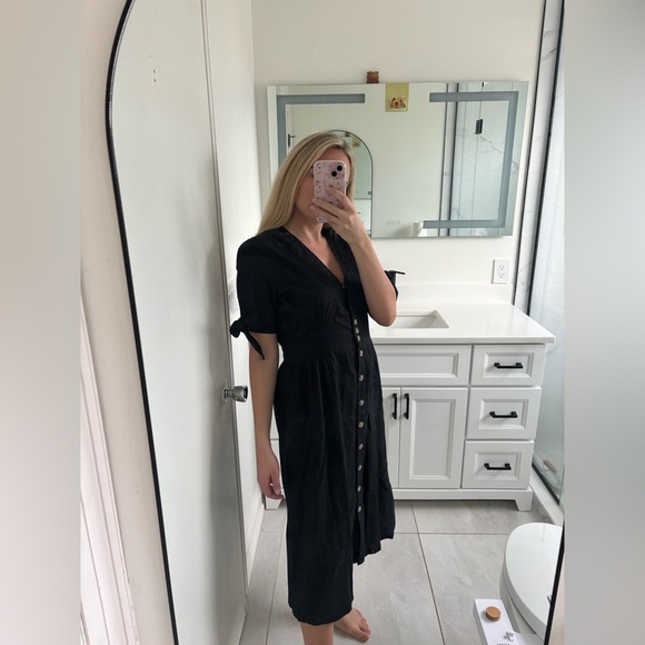 Buffalo Mariposa Tied V-Neck Button-Front Midi Dress NWT - Picture 13 of 14